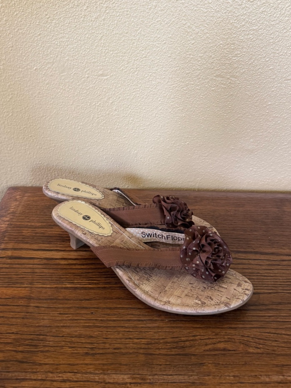 Lindsay Phillips Kitten Heel Brown Polka Dot Switchflops - Size 9
